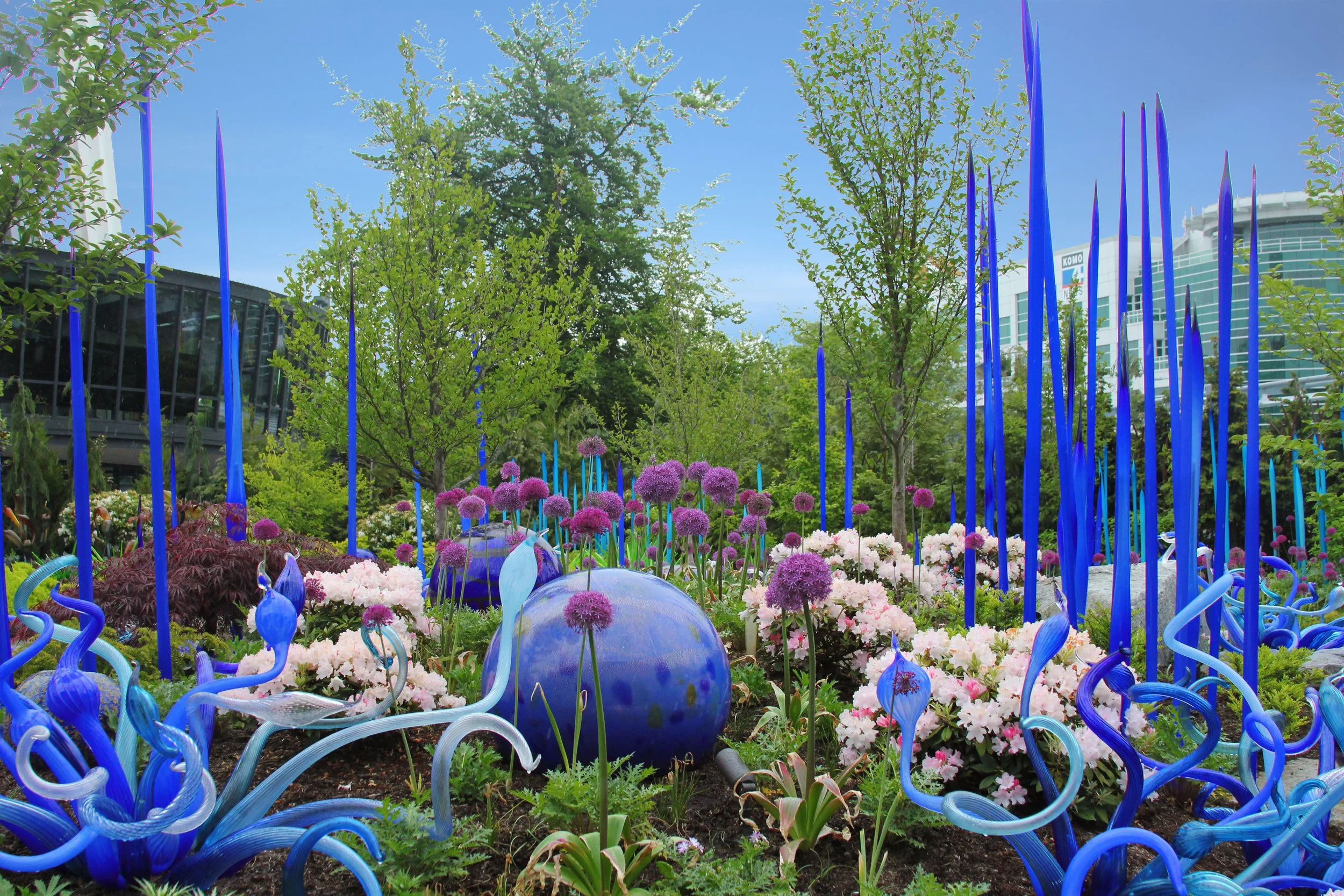 Cool and colorful glass shapes at Chihuly Garden.